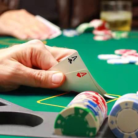 Làm sao để chơi poker dễ hiểu nhất