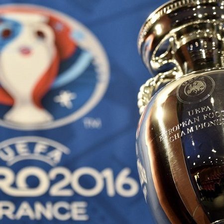 Hướng dẫn cách kiếm tiền mùa Euro 2016