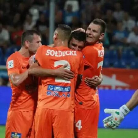 Nhận định kèo Zaglebie Lubin vs Nieciecza, 23h00 ngày 17/9