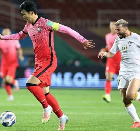 Dự đoán Iran vs Hàn Quốc (20h30 12/10) bởi chuyên gia Amos Murphy