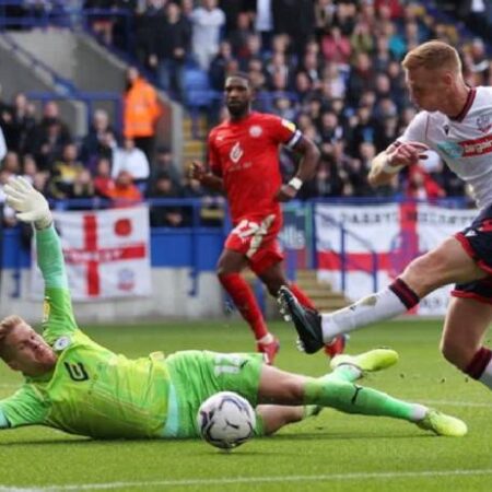 Nhận định kèo Stockport vs Bolton, 2h45 ngày 18/11