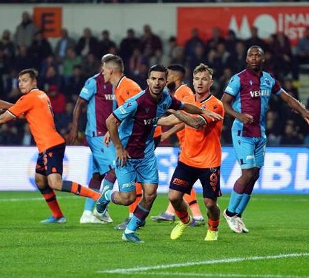 Phân tích kèo hiệp 1 Trabzonspor vs Istanbul Basaksehir, 23h ngày 25/12