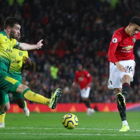 Soi kèo phạt góc Norwich vs MU, 0h30 ngày 12/12