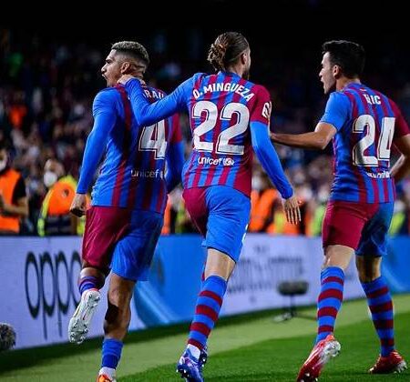 Grey Whitebloom dự đoán Granada vs Barcelona, 0h30 ngày 9/1