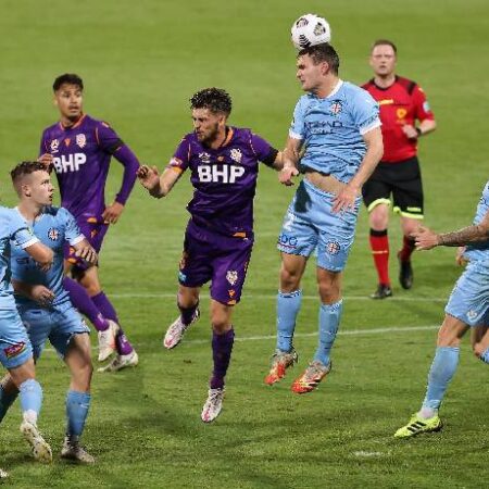 Phân tích kèo hiệp 1 Sydney vs Perth Glory, 15h45 ngày 22/1