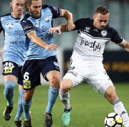 Soi kèo phạt góc Melbourne Victory vs Sydney, 15h45 ngày 25/1