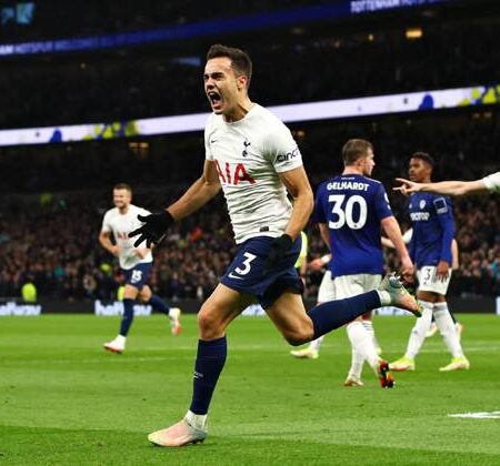 Ben Knapton dự đoán Leeds vs Tottenham, 19h30 ngày 26/2