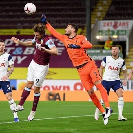 Soi kèo phạt góc Burnley vs Tottenham, 2h30 ngày 24/2