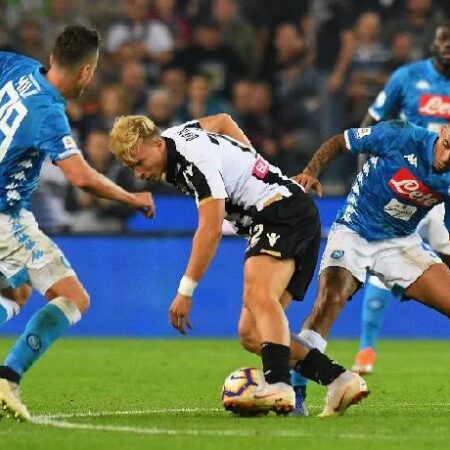 Soi kèo phạt góc Napoli vs Udinese, 21h ngày 19/3