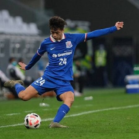 Soi kèo phạt góc Wuhan Three Towns vs Shanghai Shenhua, 18h30 ngày 3/7