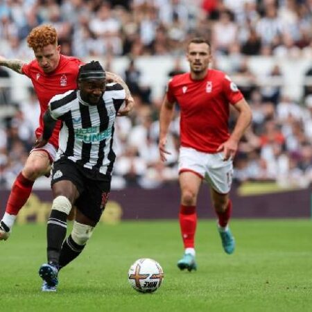 Dự đoán, soi kèo thẻ vàng Nottingham Forest vs West Ham, 20h ngày 14/8