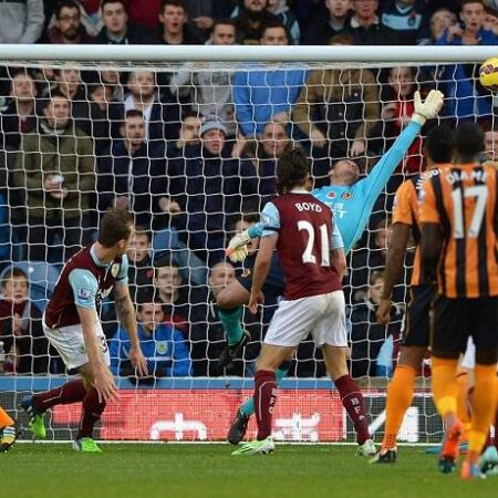 Nhận định kèo Burnley vs Hull City, 1h45 ngày 17/8