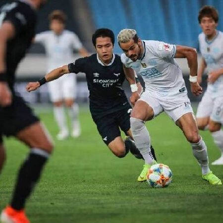 Soi kèo phạt góc Seongnam vs Gimcheon Sangmu, 17h ngày 5/8