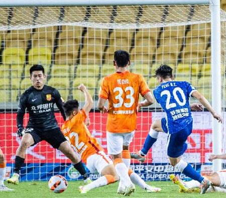 Soi kèo phạt góc Wuhan Yangtze vs Shenzhen, 18h30 ngày 20/9