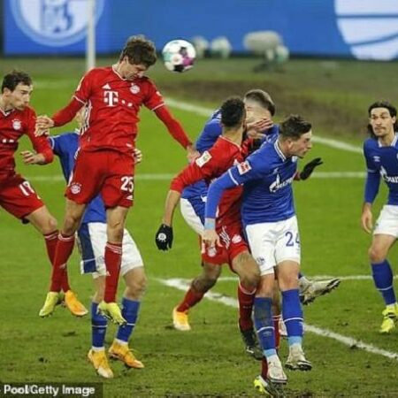 Soi kèo phạt góc Schalke vs Bayern Munich, 0h30 ngày 13/11