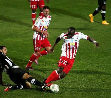 Soi kèo chẵn/ lẻ Ajaccio vs Angers, 21h ngày 28/12