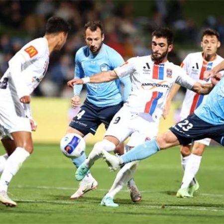 Soi kèo phạt góc Newcastle Jets vs Sydney, 11h00 ngày 1/1