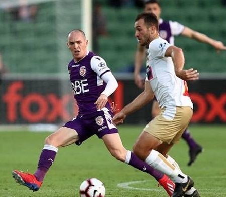 Phân tích kèo hiệp 1 Western United vs Newcastle Jets, 13h ngày 15/1