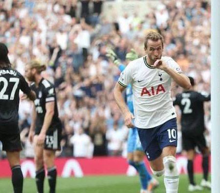 Soi kèo phạt góc Fulham vs Tottenham, 3h00 ngày 24/1